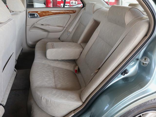 ブルーバードシルフィ １５ｉ　Ｇパッケージ　５速ＭＴ　エアコン　パワステ　パワーウインド　ＡＢＳ　エアバック　キーレス　ドアバイザー　ＣＤ不良　ワンオーナー（12枚目）