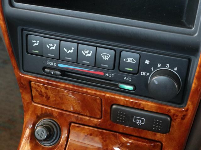 ブルーバードシルフィ １５ｉ　Ｇパッケージ　５速ＭＴ　エアコン　パワステ　パワーウインド　ＡＢＳ　エアバック　キーレス　ドアバイザー　ＣＤ不良　ワンオーナー（27枚目）