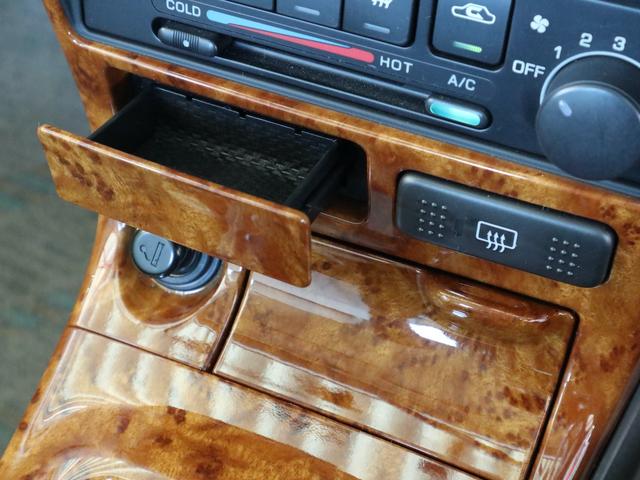 ブルーバードシルフィ １５ｉ　Ｇパッケージ　５速ＭＴ　エアコン　パワステ　パワーウインド　ＡＢＳ　エアバック　キーレス　ドアバイザー　ＣＤ不良　ワンオーナー（28枚目）