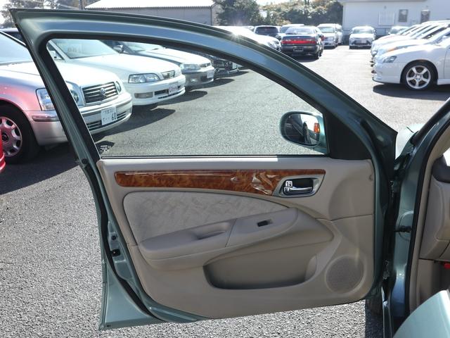 ブルーバードシルフィ １５ｉ　Ｇパッケージ　５速ＭＴ　エアコン　パワステ　パワーウインド　ＡＢＳ　エアバック　キーレス　ドアバイザー　ＣＤ不良　ワンオーナー（38枚目）