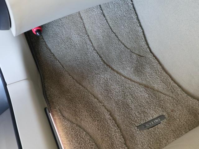 スカイライン 350GT ハイブリッド タイプSP HAGANEブルー ベージュ革内装 本木目パネル アンビエントライト パドルシフト 衝突防止支援 純正ナビ BT/TV再生 全方位カメラ ETC LEDライト 純正19インチアルミ 25年製タイヤ(37枚目)