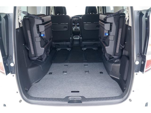 セレナ ｅ－パワー　ハイウェイスターＶ　ワンオーナー　禁煙車　社外メモリーナビ　フルセグ　バックカメラ　Ｂｌｕｅｔｏｏｔｈ　ＥＴＣ　ドラレコ　両側パワースライドドア　レーダーブレーキサポート　クルコン　ハンズフリーオートスライド（21枚目）