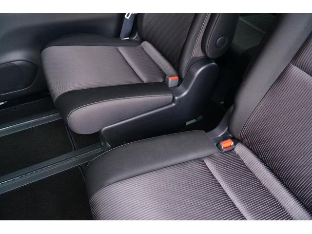 セレナ ｅ－パワー　ハイウェイスターＶ　ワンオーナー　禁煙車　社外メモリーナビ　フルセグ　バックカメラ　Ｂｌｕｅｔｏｏｔｈ　ＥＴＣ　ドラレコ　両側パワースライドドア　レーダーブレーキサポート　クルコン　ハンズフリーオートスライド（34枚目）