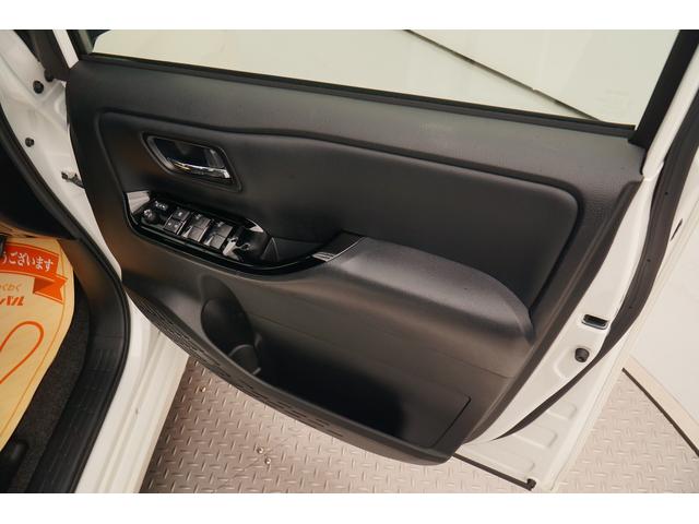 ノア ハイブリッドＧ　ワンオーナー　禁煙車　社外メモリーナビ　フルセグ　バックカメラ　ＥＴＣ　左パワースライド　レーダーブレーキサポート　レーンキープアシスト　シートヒーター　コーナーセンサー　クルコン　ＬＥＤヘッドライト（46枚目）