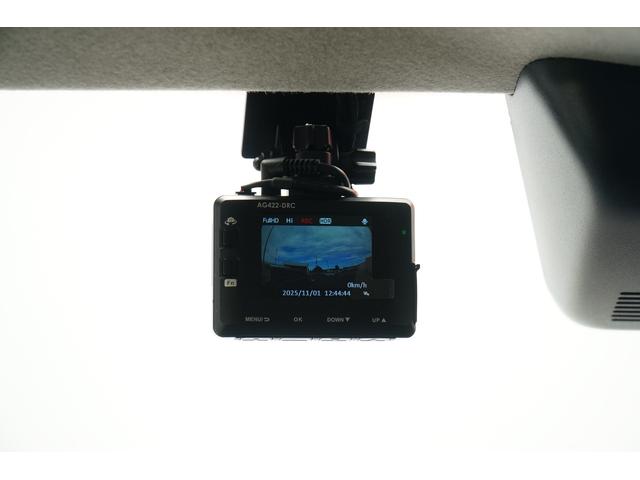 ムーヴキャンバス Ｘ　ＳＡＩＩＩ　ワンオーナー　禁煙車　社外メモリーナビ　フルセグ　ＢＬＵＥＴＯＯＴＨ　バックカメラ　ＥＴＣ　前後ドラレコ　両側パワースライド　レーダーブレーキサポート　レーンキープアシスト　オートライト　スマートキー（11枚目）