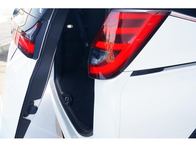 ノア Ｓ－Ｚ　ワンオーナー　禁煙車　純正ワイドナビ　フルセグ　バックカメラ　ＢＬＵＥＴＯＯＴＨ　ＣＤ　ＤＶＤ　ＥＴＣ２．０　ドラレコ　電動パーキングブレーキ　レーダークルーズコントロール　シートヒーター（31枚目）