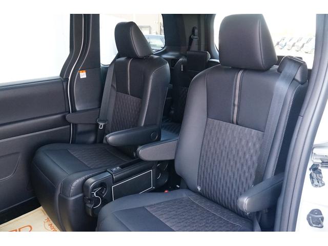 ノア Ｓ－Ｚ　ワンオーナー　禁煙車　純正ワイドナビ　フルセグ　バックカメラ　ＢＬＵＥＴＯＯＴＨ　ＣＤ　ＤＶＤ　ＥＴＣ２．０　ドラレコ　電動パーキングブレーキ　レーダークルーズコントロール　シートヒーター（32枚目）