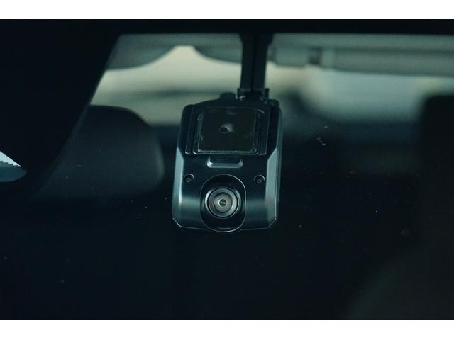 ヴェゼル e:HEV X ワンオーナー 禁煙車 純正ワイドナビ フルセグ BLUETOOTH バックカメラ ETC2.0 前後ドラレコ 置くだけ充電 レーダークルーズコントロール レーンキープアシスト 電動パーキングブレーキ(11枚目)