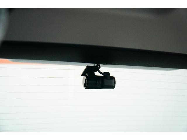 ヴェゼル e:HEV X ワンオーナー 禁煙車 純正ワイドナビ フルセグ BLUETOOTH バックカメラ ETC2.0 前後ドラレコ 置くだけ充電 レーダークルーズコントロール レーンキープアシスト 電動パーキングブレーキ(12枚目)