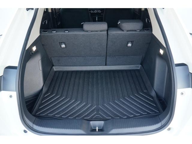 ヴェゼル e:HEV X ワンオーナー 禁煙車 純正ワイドナビ フルセグ BLUETOOTH バックカメラ ETC2.0 前後ドラレコ 置くだけ充電 レーダークルーズコントロール レーンキープアシスト 電動パーキングブレーキ(16枚目)