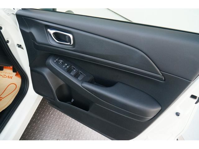 ヴェゼル e:HEV X ワンオーナー 禁煙車 純正ワイドナビ フルセグ BLUETOOTH バックカメラ ETC2.0 前後ドラレコ 置くだけ充電 レーダークルーズコントロール レーンキープアシスト 電動パーキングブレーキ(45枚目)