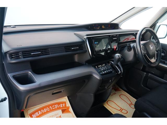 ステップワゴンスパーダ スパーダ　ホンダセンシング　ワンオーナー　禁煙車　社外メモリーナビ　ワンセグ　ＢＬＵＥＴＯＯＴＨ　バックカメラ　ＥＴＣ　ドラレコ　両側パワースライド　ＬＥＤヘッドライト　レーダークルーズコントロール　レーンキープアシスト（17枚目）