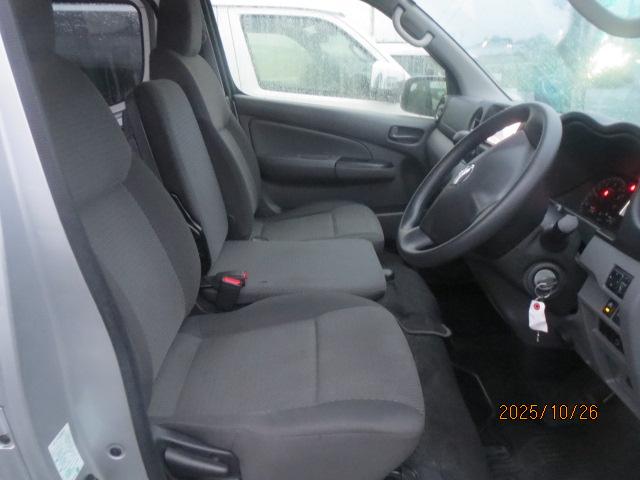 ＮＶ３５０キャラバンバン ロングＤＸ（7枚目）