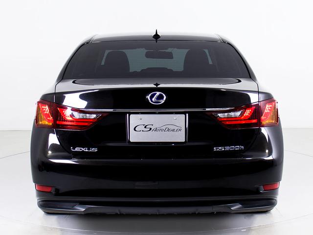 ＧＳ３００ｈ　Ｉパッケージ　（禁煙車）（黒革シート）（スピンドル）（エアシート）（シートヒーター）（ＬＥＤライト）（クレンツェ２０インチアルミホイール）（ＨＤＤワイドマルチナビ）（レギュラーガソリン対応）（整備記録簿１４枚）(14枚目)