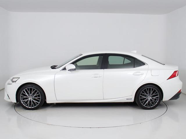 ＩＳ ＩＳ３００ｈ　バージョンＬ　（禁煙車）（レーダークルーズ）（プリクラッシュ）（クリアランスソナー）（シートヒーター）（エアシート）（黒本革）（ＬＥＤヘッドライト）（ＳＤマルチナビ）（カラーバックモニター）（Ｂｌｕｅｔｏｏｔｈ）（12枚目）