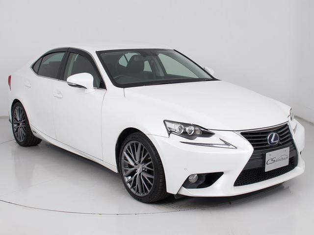 ＩＳ ＩＳ３００ｈ　バージョンＬ　（禁煙車）（レーダークルーズ）（プリクラッシュ）（クリアランスソナー）（シートヒーター）（エアシート）（黒本革）（ＬＥＤヘッドライト）（ＳＤマルチナビ）（カラーバックモニター）（Ｂｌｕｅｔｏｏｔｈ）（17枚目）