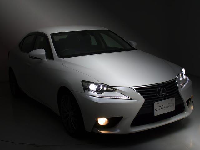 ＩＳ ＩＳ３００ｈ　バージョンＬ　（禁煙車）（レーダークルーズ）（プリクラッシュ）（クリアランスソナー）（シートヒーター）（エアシート）（黒本革）（ＬＥＤヘッドライト）（ＳＤマルチナビ）（カラーバックモニター）（Ｂｌｕｅｔｏｏｔｈ）（19枚目）