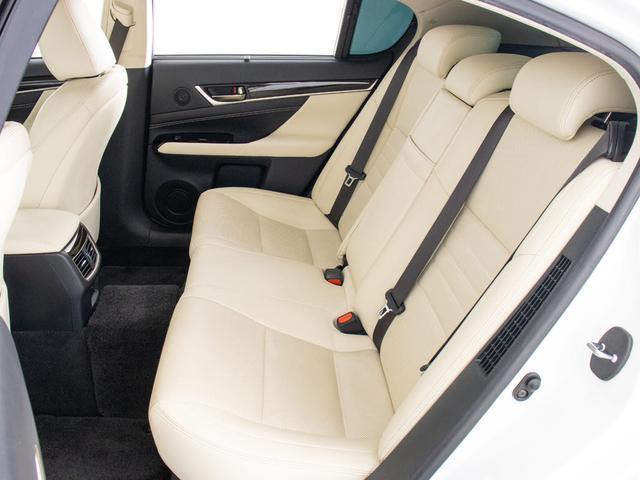 ＧＳ ＧＳ３００ｈ　Ｉパッケージ　（禁煙車）（後期型）（記録簿１４枚）（全画面ＳＤナビ）（モデリスタ製エアロカスタム）（３眼ＬＥＤヘッドライト）（ＡＨＳ）（クリアランスソナー）（白本革シート）（セーフティシステム＋）（冷暖房シート）（29枚目）