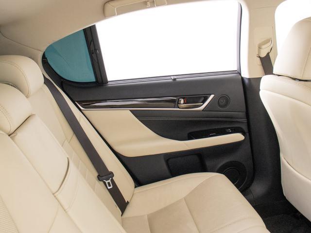 ＧＳ ＧＳ３００ｈ　Ｉパッケージ　（禁煙車）（後期型）（記録簿１４枚）（全画面ＳＤナビ）（モデリスタ製エアロカスタム）（３眼ＬＥＤヘッドライト）（ＡＨＳ）（クリアランスソナー）（白本革シート）（セーフティシステム＋）（冷暖房シート）（30枚目）