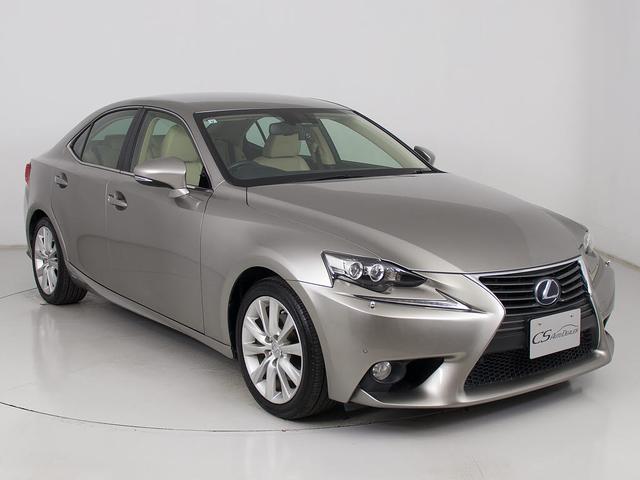 ＩＳ ＩＳ３００ｈ　バージョンＬ　（禁煙車）（プリクラッシュ）（レーダークルーズ）（ＢＳＭ）（クリアランスソナー）（本革シート）（エアシート）（シートヒーター）（連眼ＬＥＤ）（ＳＤマルチナビ）（バックモニター）（Ｂｌｕｅｔｏｏｔｈ）（19枚目）