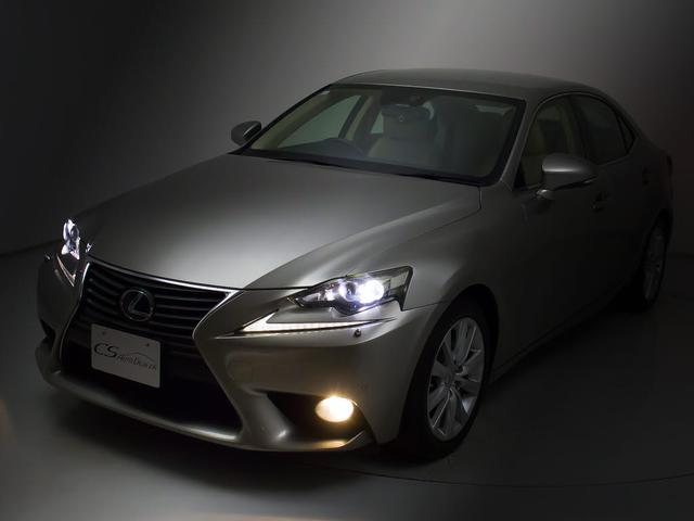 ＩＳ ＩＳ３００ｈ　バージョンＬ　（禁煙車）（プリクラッシュ）（レーダークルーズ）（ＢＳＭ）（クリアランスソナー）（本革シート）（エアシート）（シートヒーター）（連眼ＬＥＤ）（ＳＤマルチナビ）（バックモニター）（Ｂｌｕｅｔｏｏｔｈ）（21枚目）