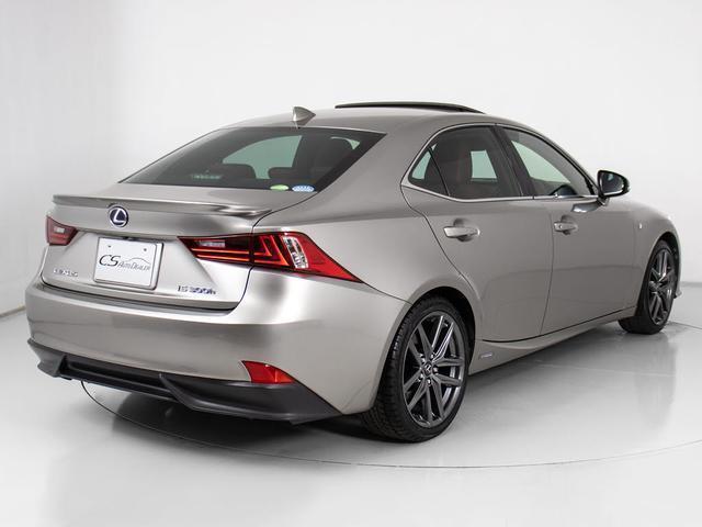ＩＳ ＩＳ３００ｈ　Ｆスポーツ　（禁煙車）（サンルーフ）（アルミホイール傷無し）（Ｆスポーツ専用赤ハーフレザーシート）（連眼ＬＥＤヘッドライト）（ＳＤマルチナビ）（シートヒーター）（クルーズコントロール）（バックモニター）（17枚目）