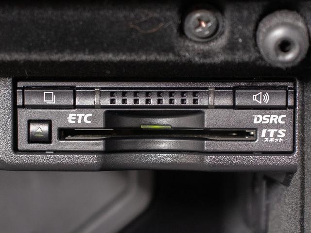 ＩＳ ＩＳ３００ｈ　Ｆスポーツ　（禁煙車）（サンルーフ）（アルミホイール傷無し）（Ｆスポーツ専用赤ハーフレザーシート）（連眼ＬＥＤヘッドライト）（ＳＤマルチナビ）（シートヒーター）（クルーズコントロール）（バックモニター）（41枚目）