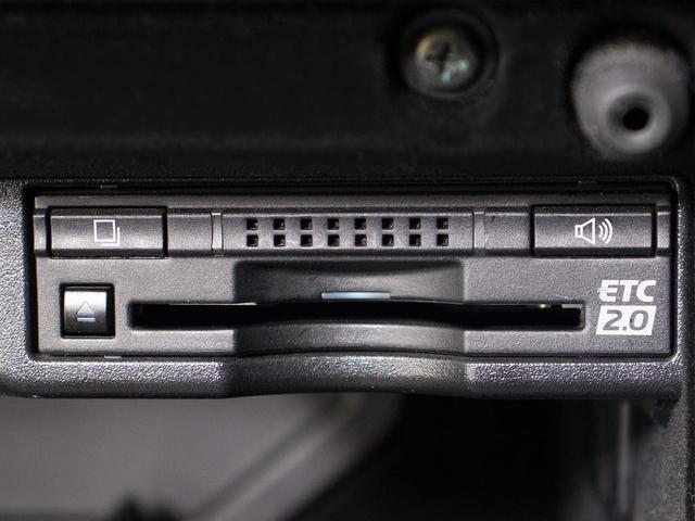 ＩＳ ＩＳ３００ｈ　バージョンＬ　（後期型）（整備記録簿１６枚）（全画面ＳＤナビ）（ＡＷリペア実施車両）（セーフティシステム＋）（衝突軽減）（レーダークルーズ）（ＢＳＭ）（クリアランスソナー）（黒本革）（冷暖房シート）（ＬＥＤライト）（36枚目）