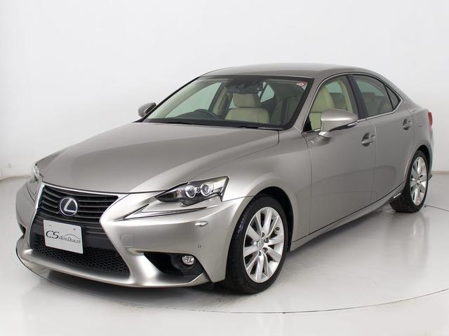 ＩＳ ＩＳ３００ｈ　バージョンＬ　（禁煙車）（レーダークルーズ）（プリクラッシュ）（ＢＳＭ）（クリアランスソナー）（白本革）（シートヒーター）（エアシート）（リアシェード）（連眼ＬＥＤヘッドライト）（ＳＤナビ）（Ｂｌｕｅｔｏｏｔｈ）（13枚目）
