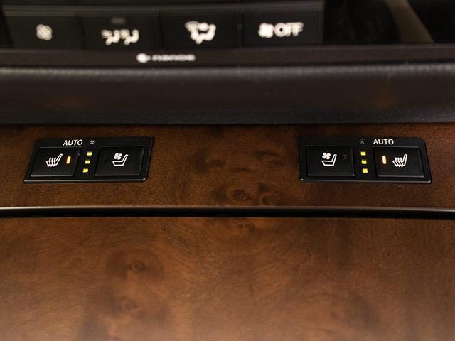 ＧＳ ＧＳ３００ｈ　バージョンＬ　（後期型）（モデリスタエアロ）（整備記録簿１２枚）（全画面ＳＤナビ）（マークレビンソン）（シートヒーター）（エアシート）（セーフティシステム＋）（レーダクルーズ）（衝突軽減）（ＢＳＭ）パワートランク）（6枚目）