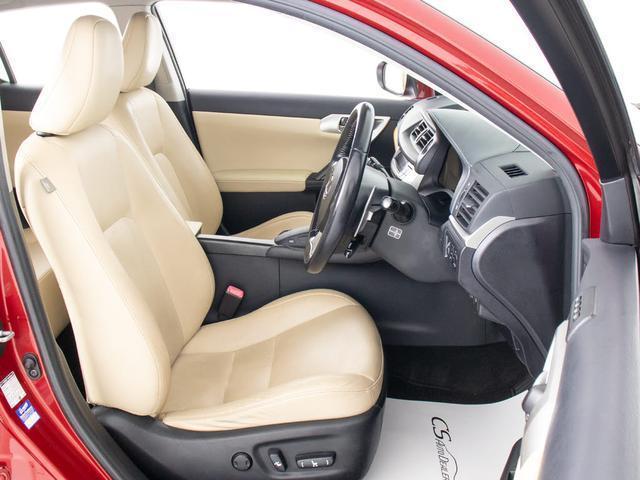 ＣＴ ＣＴ２００ｈ　バージョンＬ　（禁煙車）（新品スピンドル）（ルーフブラック）（クリアランスソナー）（ＬＥＤヘッドライト）（ベージュ本革）（シートヒーター）（パワーシート）（シートメモリー）（オートクルーズ）（ＨＤＤマルチナビ）（25枚目）