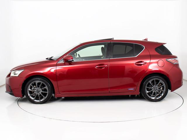 ＣＴ ＣＴ２００ｈ　Ｆスポーツ　（禁煙車）（整備点検記録簿２６枚）（サンルーフ）（新品スピンドル）（レーダークルーズ）（プリクラッシュ）（クリアランスソナー）（ＬＥＤヘッドライト）（黒本革）（シートヒーター）（シートメモリー）（15枚目）