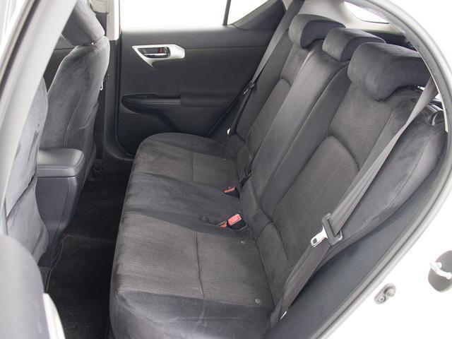 ＣＴ ＣＴ２００ｈ　バージョンＣ　（禁煙車）（記録簿２３枚）（新品スピンドル）（ＬＥＤヘッドライト）（オートクルーズ）（シートヒーター）（ＨＤＤマルチナビ）（カラーバックモニター）（Ｂｌｕｅｔｏｏｔｈオーディオ）（ＤＶＤ＆ＣＤ再生可）（28枚目）