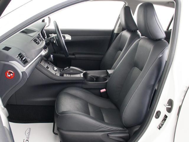 ＣＴ ＣＴ２００ｈ　バージョンＬ　（禁煙車）（スピンドルエアロ）（サンルーフ）（整備記録簿１５枚）（黒本革シート）（連眼ＬＥＤライト）（シートヒーター）（クリアランスソナー）（オートクルーズ）（ＨＤＤマルチナビ）（バックモニター）（27枚目）