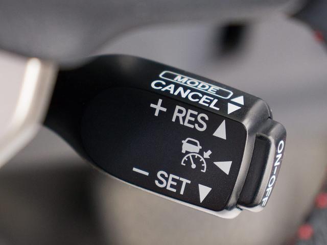 ＣＴ ＣＴ２００ｈ　クールツーリングスタイル　（禁煙車）（特別仕様）（サンルーフ）（ルーフブラック）（Ｆスポーツグリル）（専用ハーフレザー）（ＳＤナビ）（レーダークルーズ）（衝突軽減）（クリアランスソナー）（ＬＥＤヘッドライト）（シートヒーター）（8枚目）