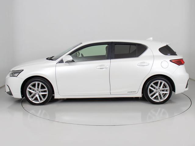ＣＴ ＣＴ２００ｈ　バージョンＬ　（禁煙車）（後期型）（全画面ＳＤナビ）（プリクラッシュ）（レーダークルーズ）（ＬＫＡ）（クリアランスソナー）（ＬＥＤヘッドライト）（茶本革）（シートヒーター）（バックモニター）（Ｂｌｕｅｔｏｏｔｈ）（13枚目）