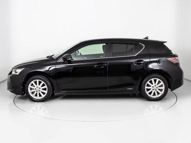 ＣＴ ＣＴ２００ｈ　バージョンＣ　（禁煙車）（整備記録簿６枚）（スピンドルエアロ）（新品黒革調シート）（連眼ＬＥＤヘッドライト）（オートクルーズ）（シートヒーター）（ＨＤＤワイドマルチナビ）（カラーバックモニター）（Ｂｌｕｅｔｏｏｔｈ（12枚目）