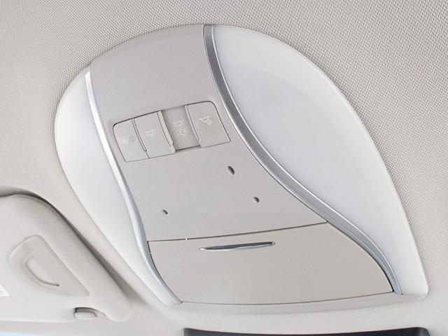 フーガハイブリッド ベースグレード　（禁煙車）（後期型）（オプション本革パッケージ）（インテリジェントクルーズ）（衝突軽減）（アラウンドビュー）（ＬＥＤヘッドライト）（クリアランスソナー）（黒本革）（冷暖房シート）（ＨＤＤナビ）（37枚目）