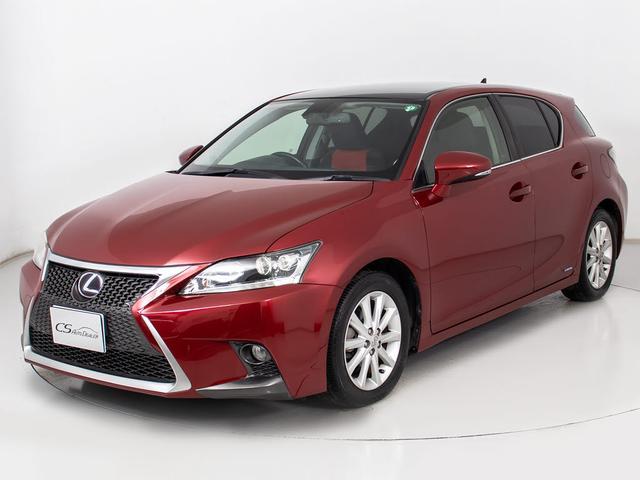 ＣＴ ＣＴ２００ｈ　バージョンＣ　（禁煙車）（スピンドルバンパーカスタム）（ルーフブラック）（シートヒーター）（オートクルーズコントロール）（ＨＤＤナビ）（ブラック＆レッドファブリックシート）（Ｂｌｕｅｔｏｏｔｈ）（バックモニター）（12枚目）