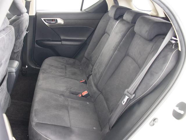 CT CT200h バージョンC (禁煙車)(後期型)(SDマルチナビ)(シートヒーター)(パワーシート)(ブラックファブリック)(LEDヘッドライト)(オートクルーズコントロール)(Bluetooth)(バックモニター)(フルセグ)(29枚目)