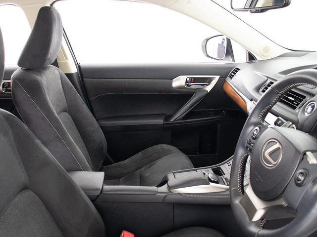 CT CT200h バージョンC (禁煙車)(後期型)(SDマルチナビ)(シートヒーター)(パワーシート)(ブラックファブリック)(LEDヘッドライト)(オートクルーズコントロール)(Bluetooth)(バックモニター)(フルセグ)(30枚目)