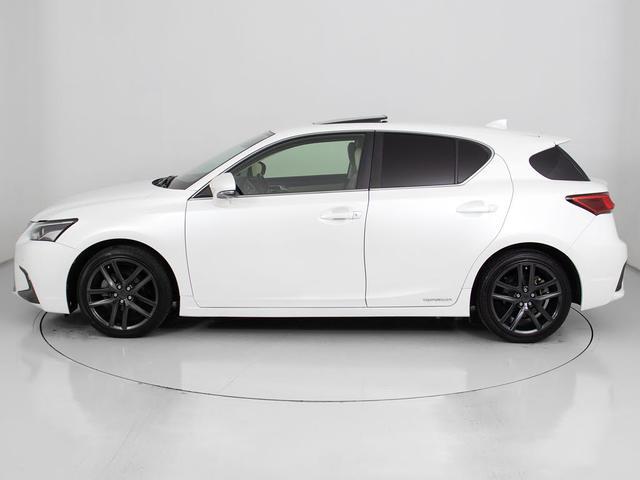 CT CT200h バージョンC (最終後期)(全画面SDナビ)(サンルーフ)(セーフティシステム+)(レーダークルーズ)(衝突軽減)(クリアランスソナー)(LEDヘッドライト)(ハーフレザー)(シートヒーター)(17インチAW)(12枚目)