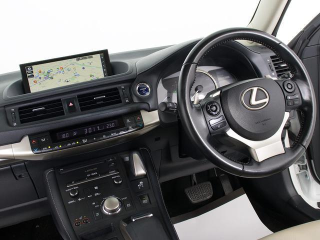 CT CT200h バージョンC (最終後期)(全画面SDナビ)(サンルーフ)(セーフティシステム+)(レーダークルーズ)(衝突軽減)(クリアランスソナー)(LEDヘッドライト)(ハーフレザー)(シートヒーター)(17インチAW)(36枚目)