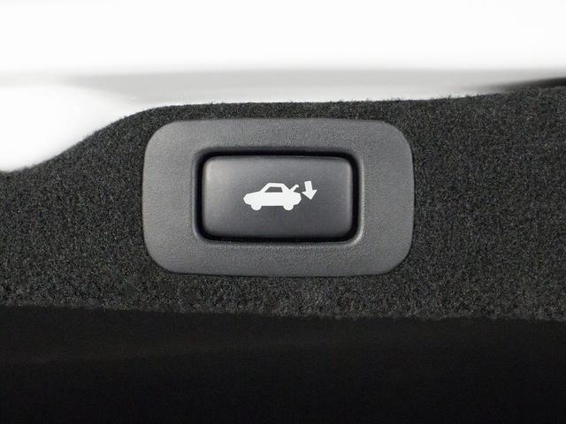 ＧＳ ＧＳ３００ｈ　バージョンＬ　（後期型）（モデリスタエアロ）（整備記録簿１２枚）（全画面ＳＤナビ）（マークレビンソン）（シートヒーター）（エアシート）（セーフティシステム＋）（レーダクルーズ）（衝突軽減）（ＢＳＭ）パワートランク）（8枚目）