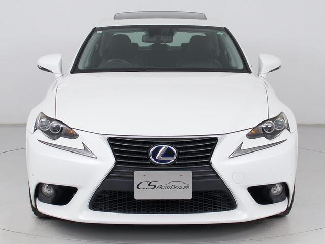 IS IS300h バージョンL (禁煙車)(サンルーフ)(点検整備記録簿13枚)(シートヒーター)(エアシート)(黒本革)(シートメモリー)(クリアランスソナー)(連眼LEDヘッドライト)(SDマルチナビ)(Bluetooth)(11枚目)