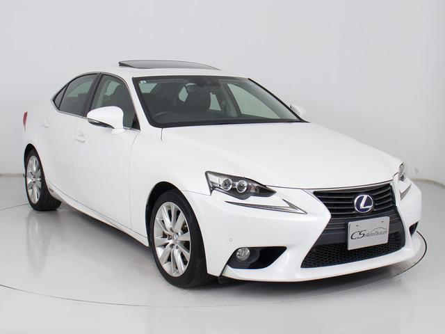 IS IS300h バージョンL (禁煙車)(サンルーフ)(点検整備記録簿13枚)(シートヒーター)(エアシート)(黒本革)(シートメモリー)(クリアランスソナー)(連眼LEDヘッドライト)(SDマルチナビ)(Bluetooth)(18枚目)
