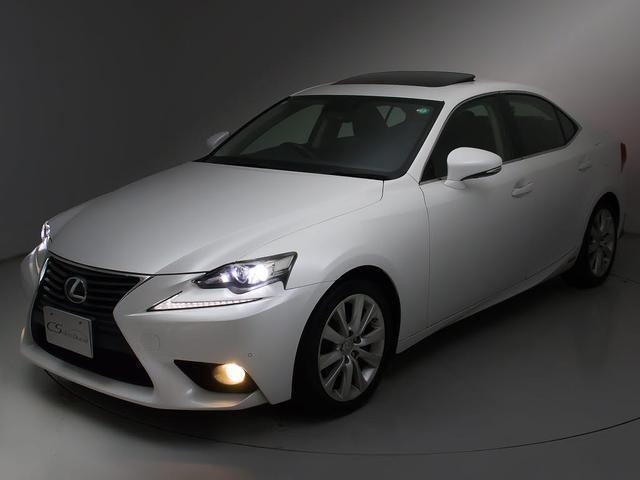 IS IS300h バージョンL (禁煙車)(サンルーフ)(点検整備記録簿13枚)(シートヒーター)(エアシート)(黒本革)(シートメモリー)(クリアランスソナー)(連眼LEDヘッドライト)(SDマルチナビ)(Bluetooth)(19枚目)