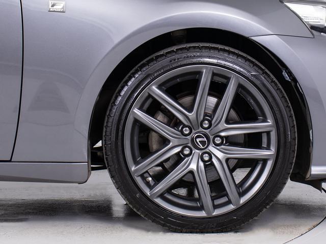 IS IS300h Fスポーツ (禁煙車)(整備点検記録簿10枚)(サンルーフ)(Fスポーツ専用赤本革)(シートヒーター)(エアシート)(クリアランスソナー)(連眼LEDライト)(オートクルーズ)(SDナビ)(Bluetooth)(22枚目)