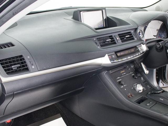 LEXUS CT CT200H VERSION C