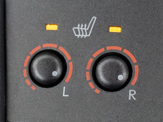 ＣＴ ＣＴ２００ｈ　バージョンＣ　（最終後期型）（サンルーフ）（全画面ＳＤナビ）（セーフティシステム＋）（レーダークルーズ）（プリクラッシュ）（ＬＤＡ）（シートヒーター）（パワーシート）（ＬＥＤヘッドライト）（バックモニター）（8枚目）